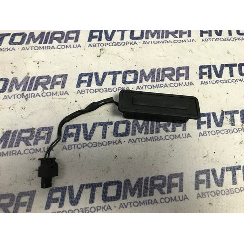 Кнопка кришки багажника Opel Insignia Wagon 2008-2017 22902867